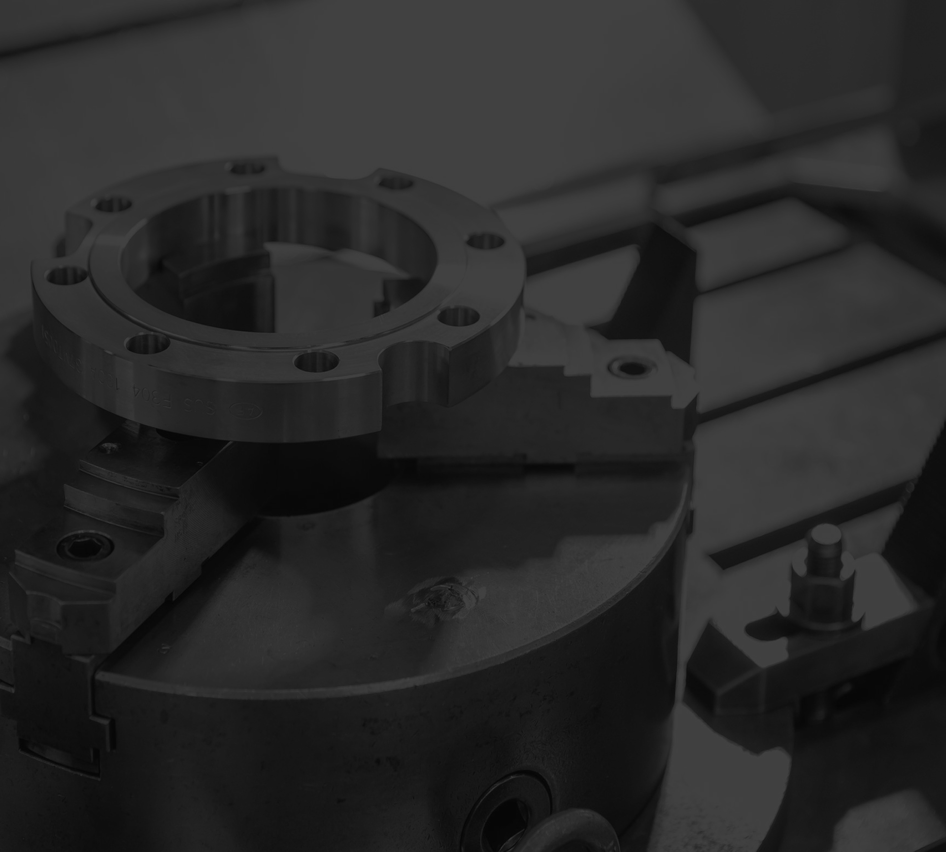 Responding with diverse technologies & Flange manufacturing experts